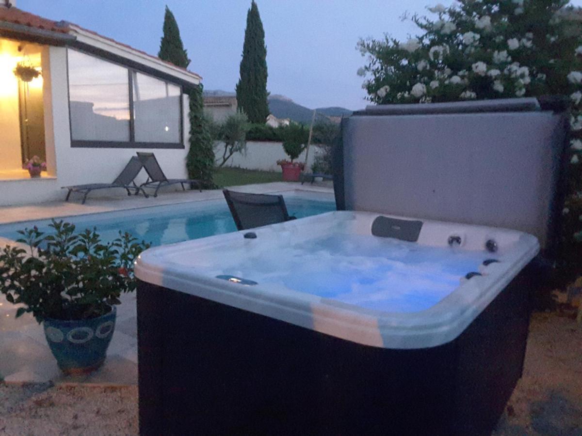 Bed and Breakfast Philoxenia Pourrieres Экстерьер фото